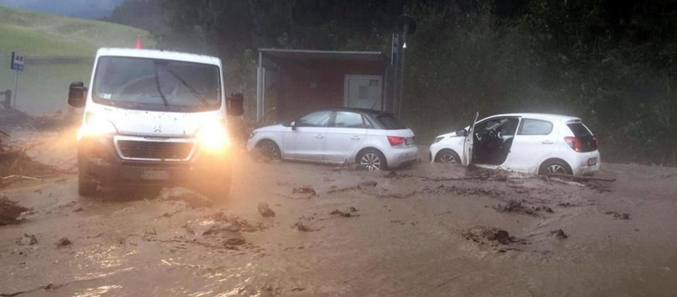 Ιταλία: Επτά νεκροί και ένας αγνοούμενος από το σφοδρό κύμα κακοκαιρίας στην πόλη Λιβόρνο